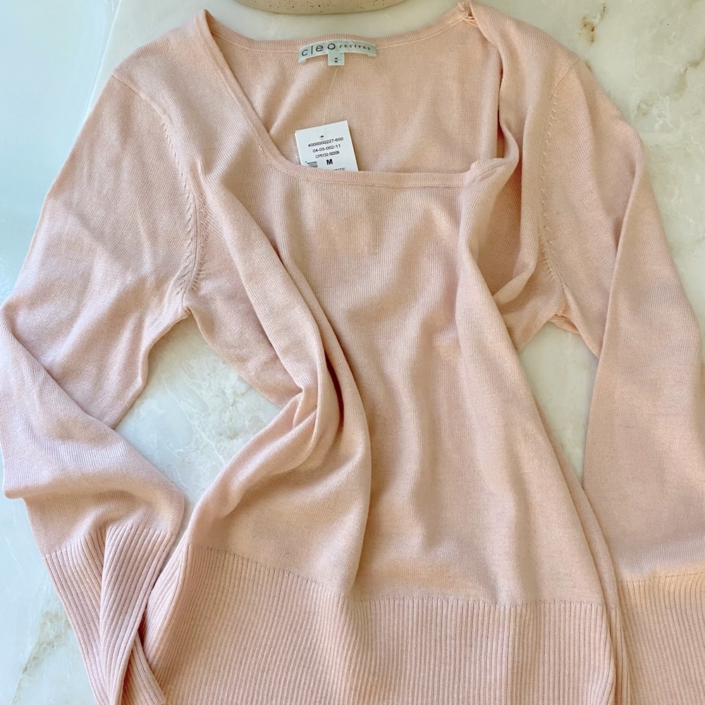 🎉HP🎉 Cleo petite sweater Medium